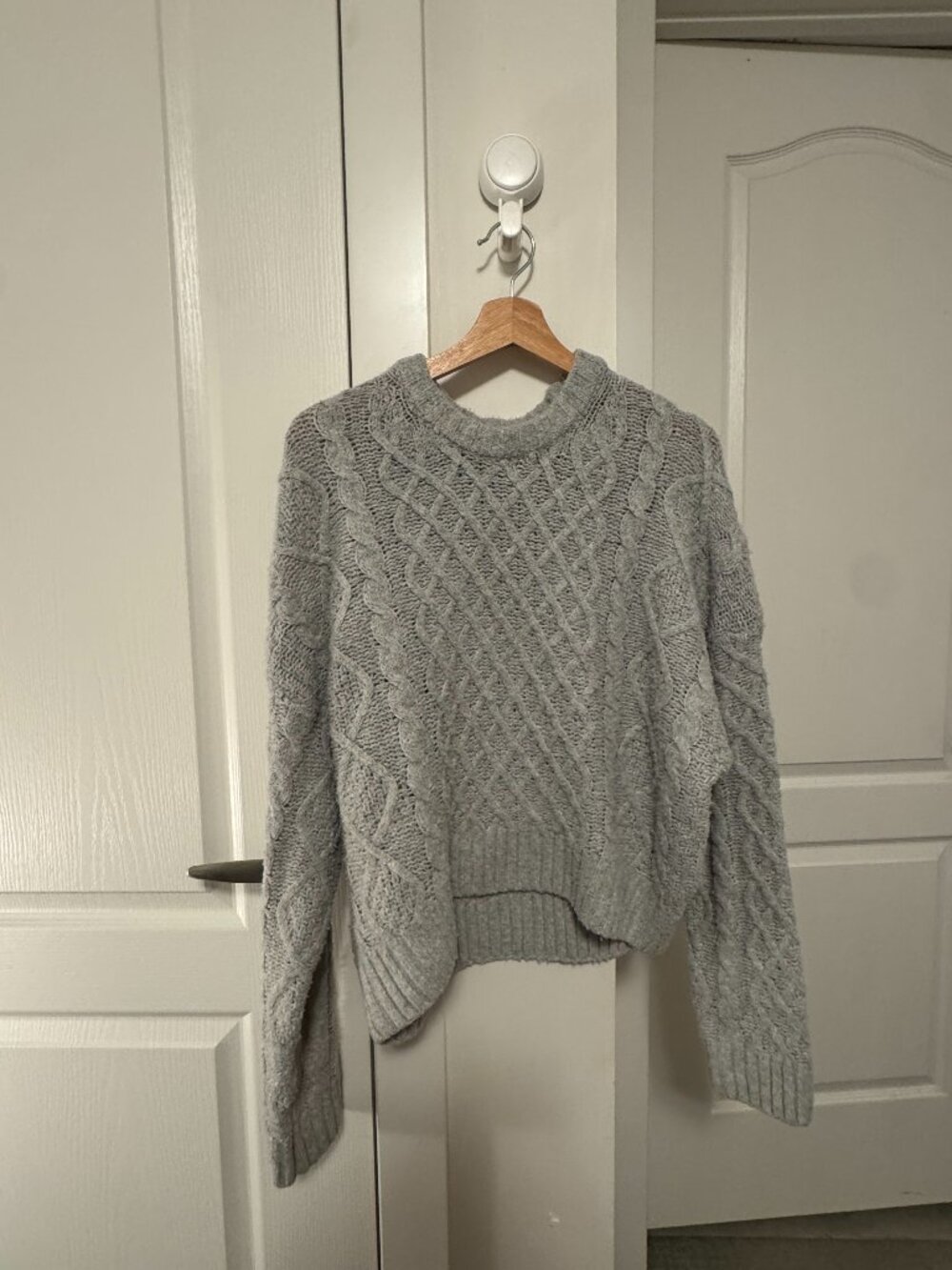 Grey Fall Knit Sweater | Size Small |